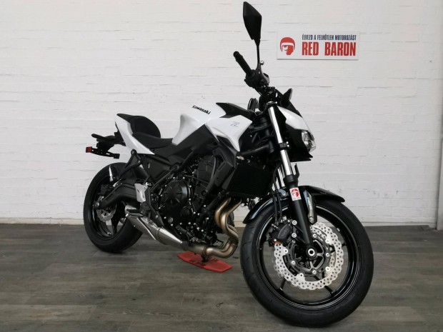 Kawasaki Z 650 Írásos RED Baron Garanciával!