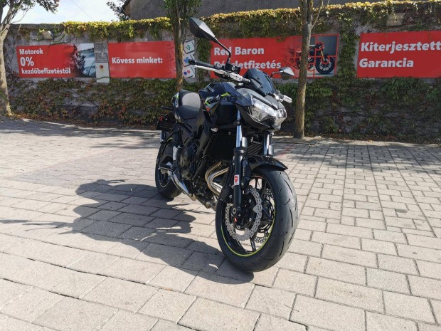 Kawasaki Z 650 rsos Red Baron Garancival!