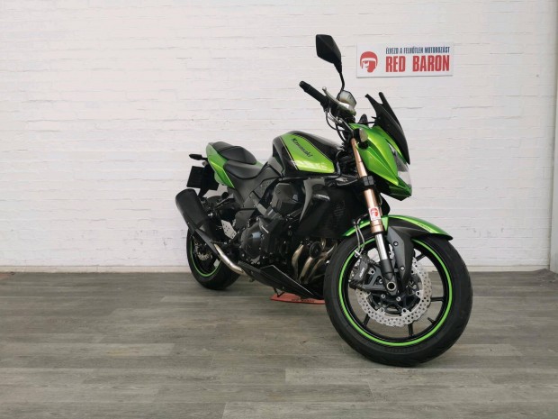 Kawasaki Z 750 Entry Bike! RED Baron Garanciával!