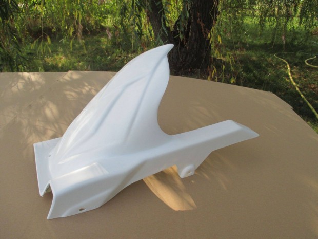 Kawasaki Z 750 h�ts� s�rv�d�