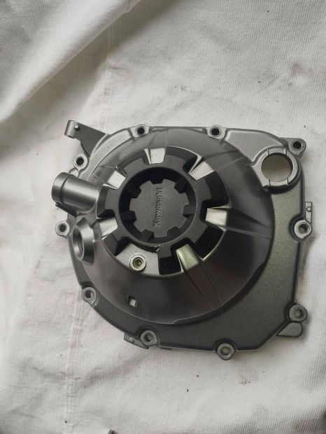 Kawasaki Z 900 kuplungfed�l