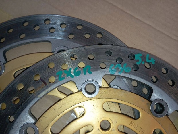 Kawasaki Zx6R 636 alkatrész 03 - 04