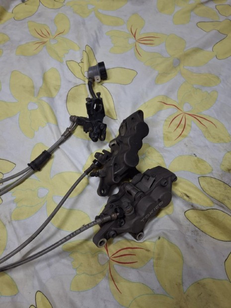 Kawasaki Zx6R 97-01 els� f�krendszer f�m f�kcs�vel