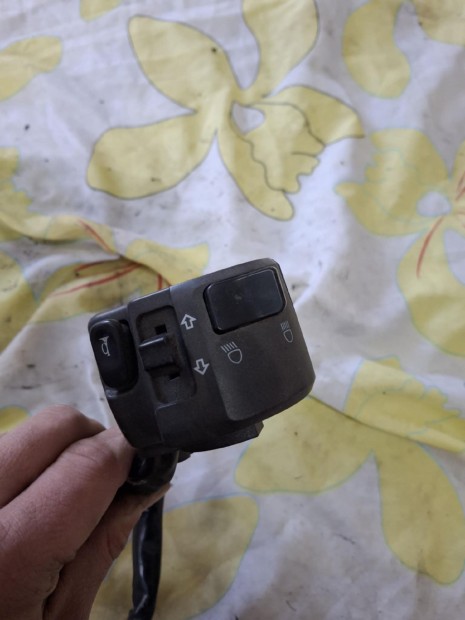 Kawasaki Zx6R 97-01 kormanykapcsol� bal