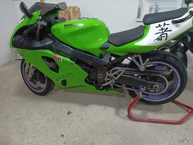 Kawasaki Zx7R