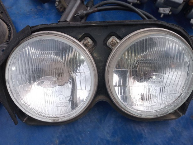 Kawasaki Zxr 750 J alkatrész , lámpa
