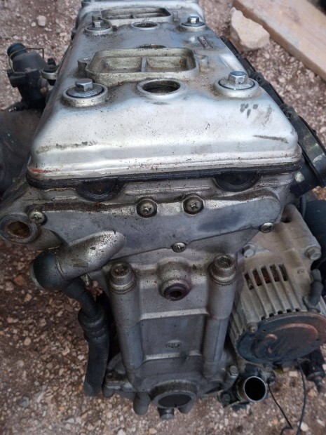 Kawasaki Zxr 750 J alkatr�sz , motorblokk