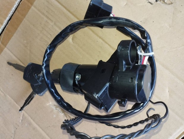 Kawasaki immos gy�jt�skapcsol� 3 kulccsal