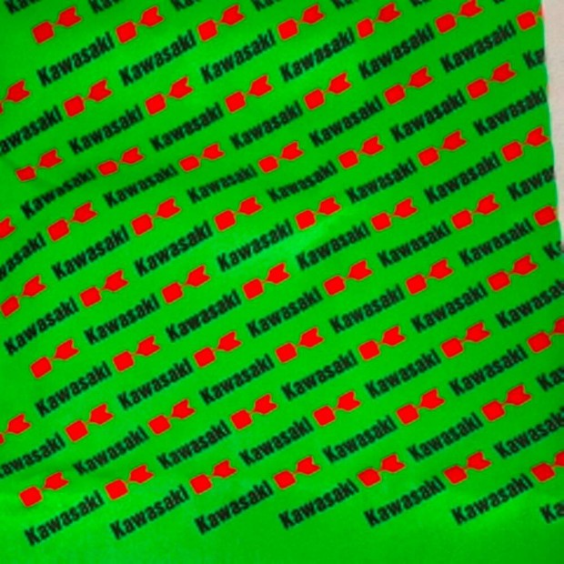 Kawasaki selyemkendő