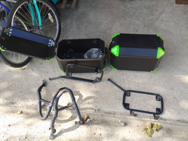 Kawasaki versys oldal doboz tartk 