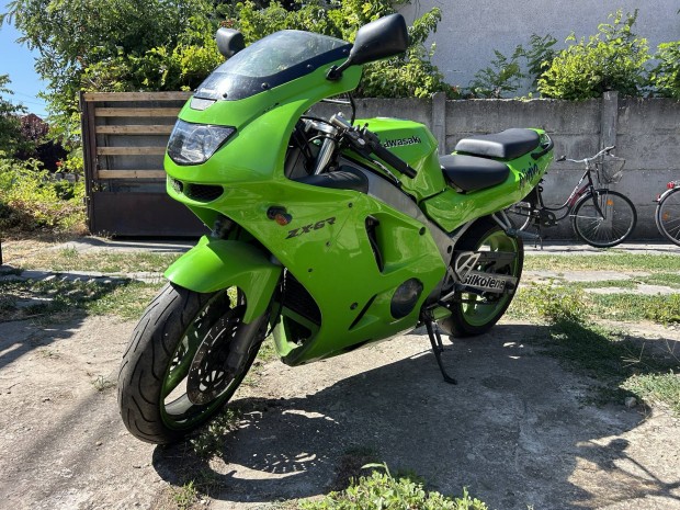 Kawasaki zx-6r ninja 
