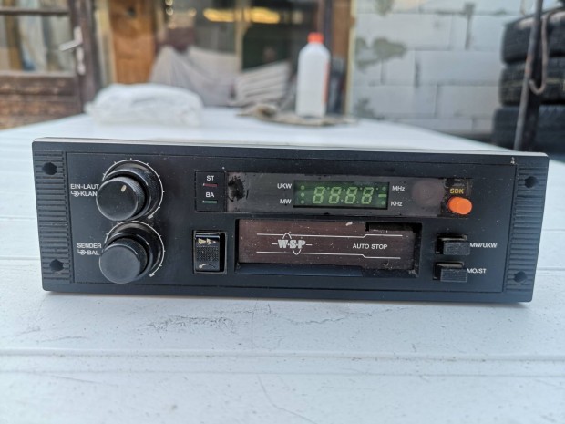 Kazetts vetern aut rdis magn, retr 