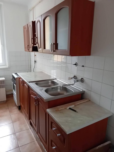 Kecskeméten 2 szobás lakás hosszú távra kiadó