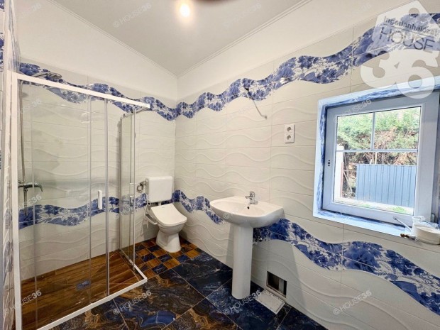 Kecskem�ten a Vacsik�zben lak�h�z elad�!