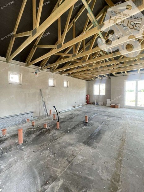 Kecskem�thez k�zel �j �p�t�s� h�zak m�g el�rhet�ek!