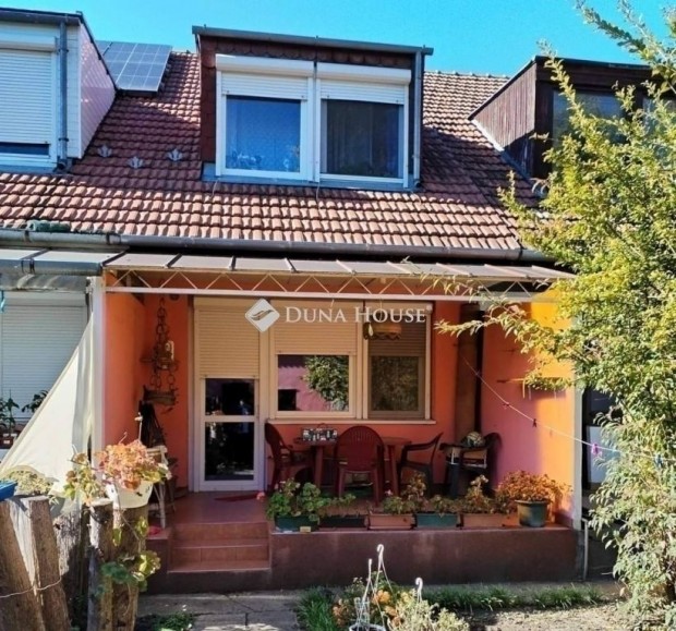 Kecskem�ti 78 nm-es h�z elad�