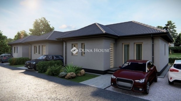 Kecskem�ti elad� 60 nm-es h�z