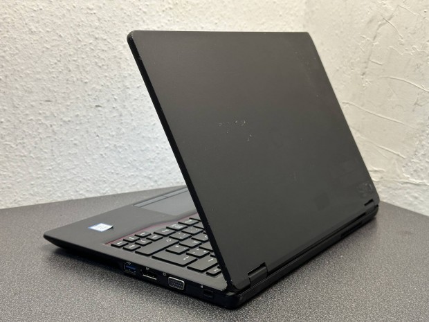 Kedvező ár! Fujitsu U727 laptop (12,5FHD/i3-G7/16GB/256SSD/Win11)