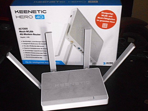 Keenetic Hero 4G Wireless AC1300 Dual Band Gigabit Router