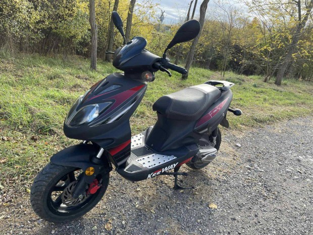 Keeway F-Act 50 Robogó 2949 km