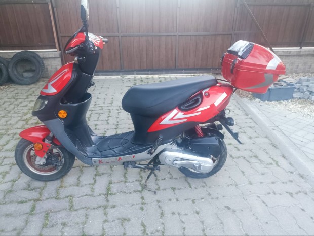 Keeway Hurrikán 2T robogó