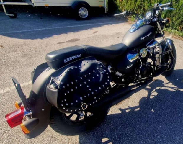 Keeway K23 Superlight 125 Chopper