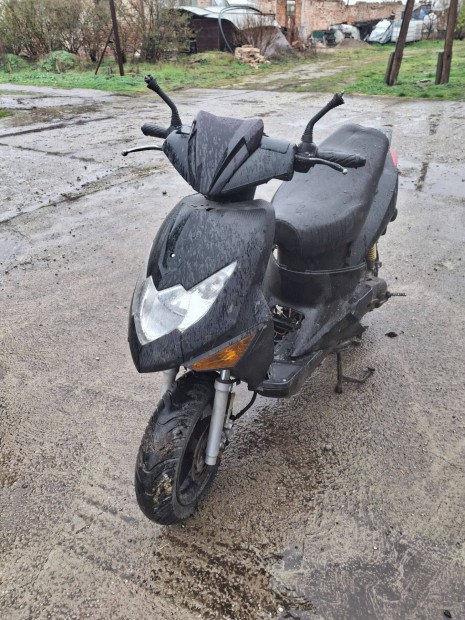 Keeway Ry6 bontott alkatr�szek