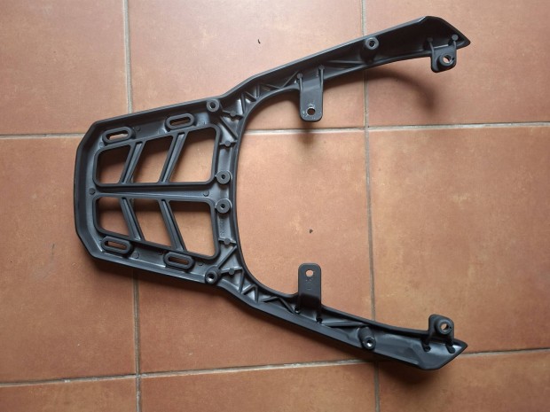 Keeway Vieste Xdv robog� csomagtart� 