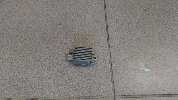 Keeway kolibri feszültség szabályzó
