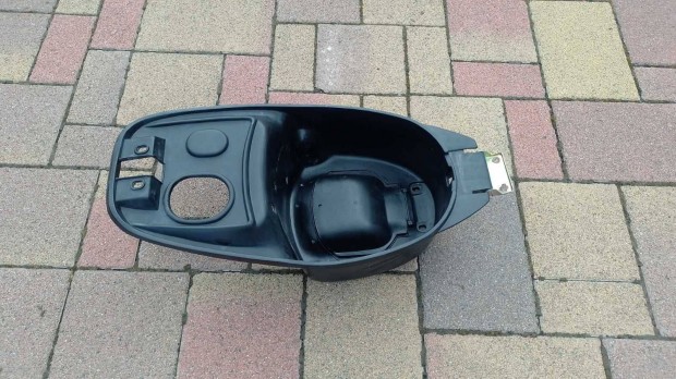 Keeway kolibri sisak tartó