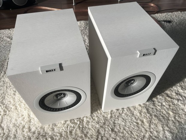 Kef Q350, fehr