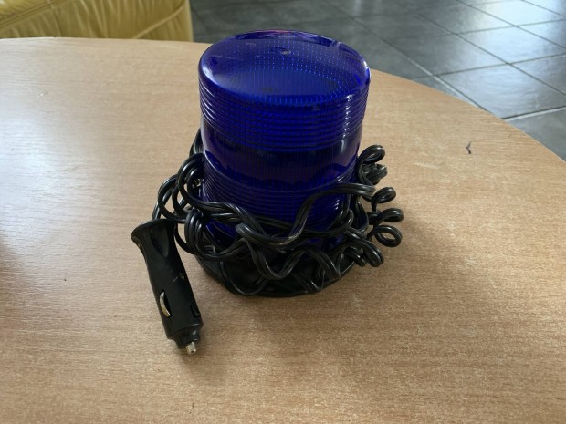 K�k LED-es villog� aut�ra