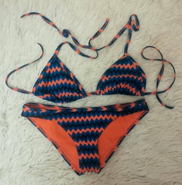 Kk-fekete-narancssrga decathlonos hromszg bikini