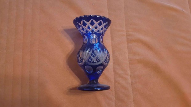 Kék porcelán váza eladó
