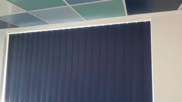 Kék új szalagfüggöny eladó,több méretben