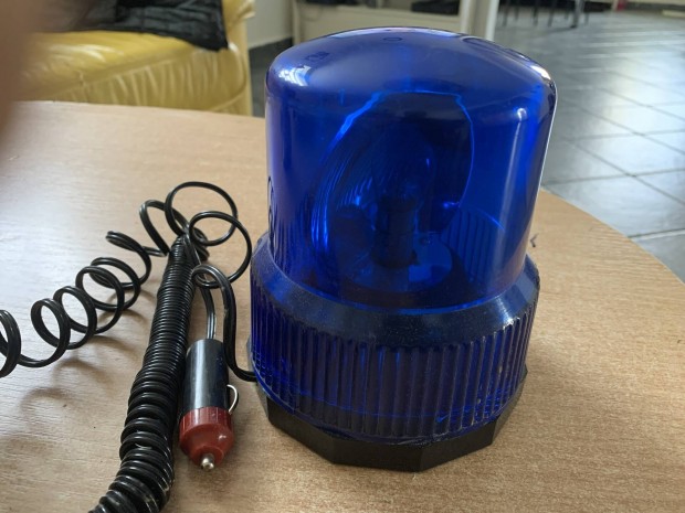 K�k villog� aut�ra