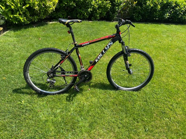 Kelly's Viper 24'' gyerekbicikli (21 fokozatos Shimano váltó és fék)