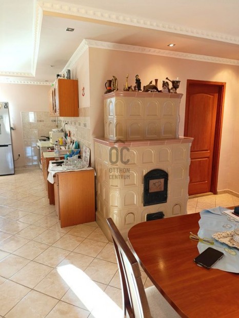 Kemendoll�ri 95 nm-es h�z elad�