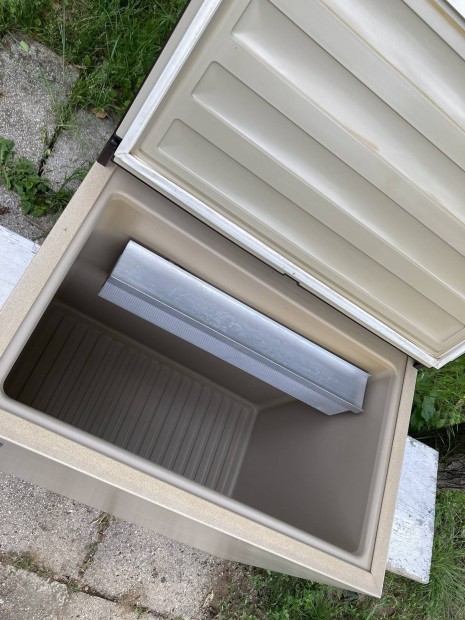 Kemping horgász hűtő 12V 220V PB gáz családi abszorpciós Electrolux