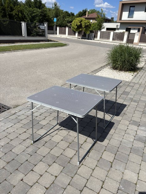 Kempingasztal 2 db