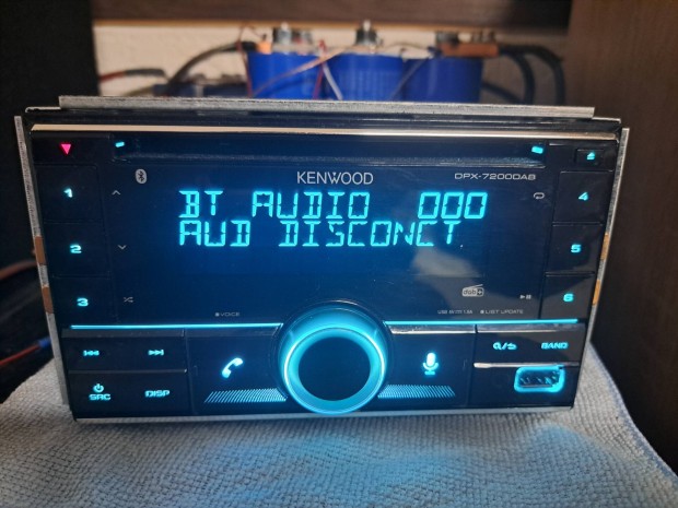 Kenwood 2DIN autrdi fejegysg 