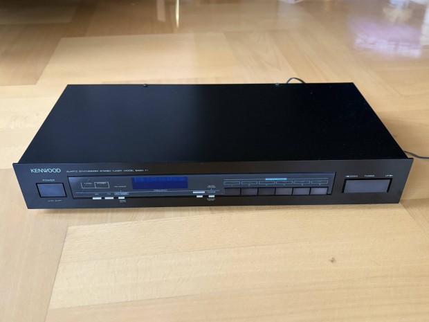 Kenwood Basic T1 FM AM sztereo r�di� tuner Jap�n