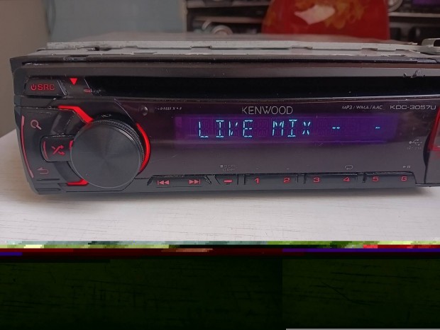 Kenwood Bluetooth autórádió, USB, CD