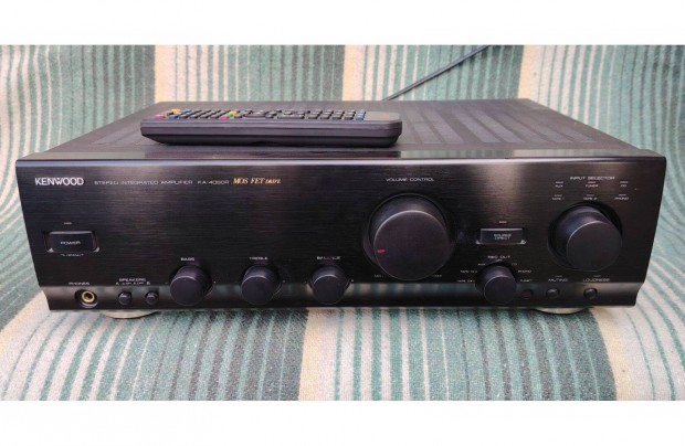Kenwood KA 4060 R nagyon szép, minőségi erősítő, távirányítóval eladó