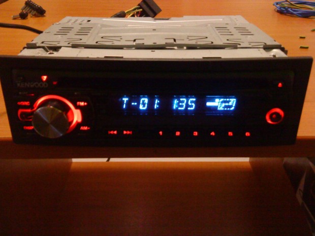Kenwood KDC-W3044 autórádió