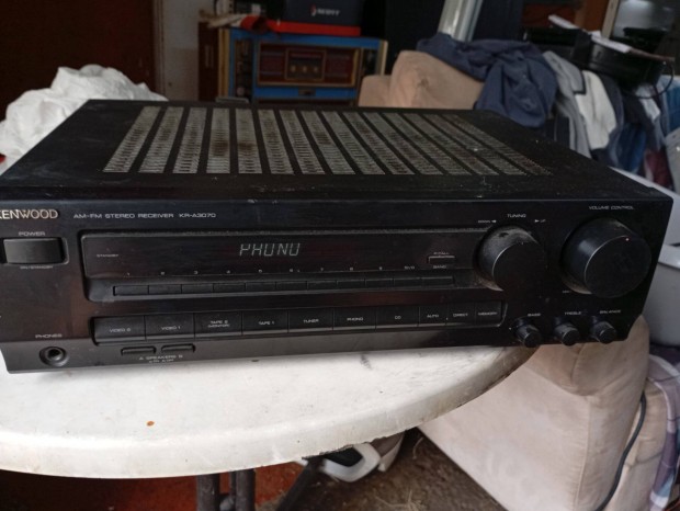 Kenwood KR-A 3070-erősitő eladó,