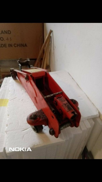 Kepen latot krokodil olaj emelo elado