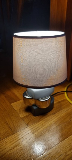Kermia asztali lmpa 