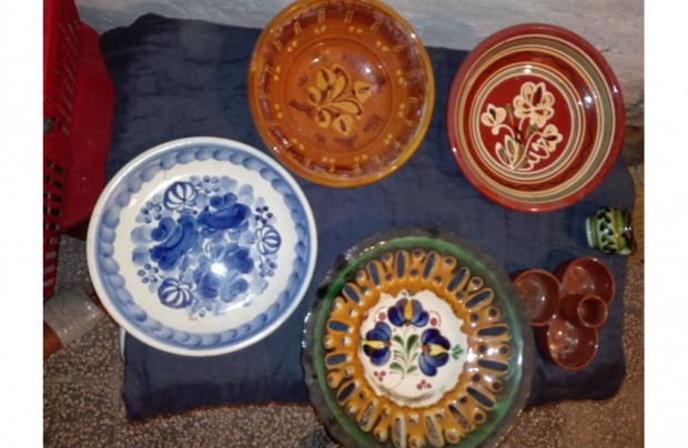 Kerámia és porcelán edények eladók