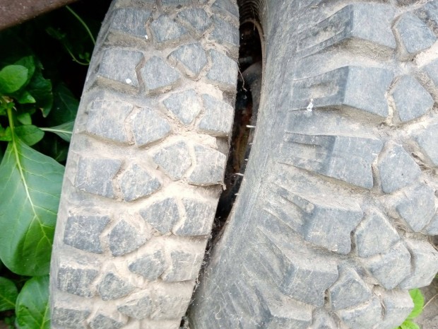 Kerk 1 pr, Uaz felnin R15